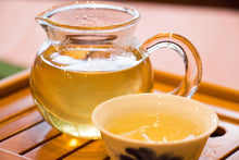 Load image into Gallery viewer, Alishan Premier Cru High-Mountain Osmanthus Oolong Tea