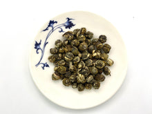 Charger l&#39;image dans la galerie, 薰風 頂級龍珠香片 The Jasmine Dragon Pearls Tea
